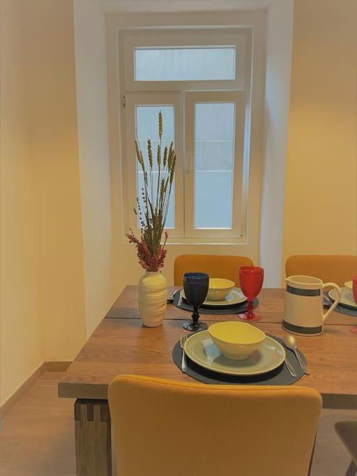 Charming Apartment With Pateo - Rituals&Routines Lisboa Exteriör bild